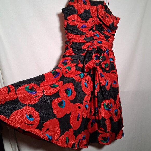 Vintage 1980s Party Dress Apostrophe 13/14 Red Black Floral Satin Sleeveless - Picture 16 of 16